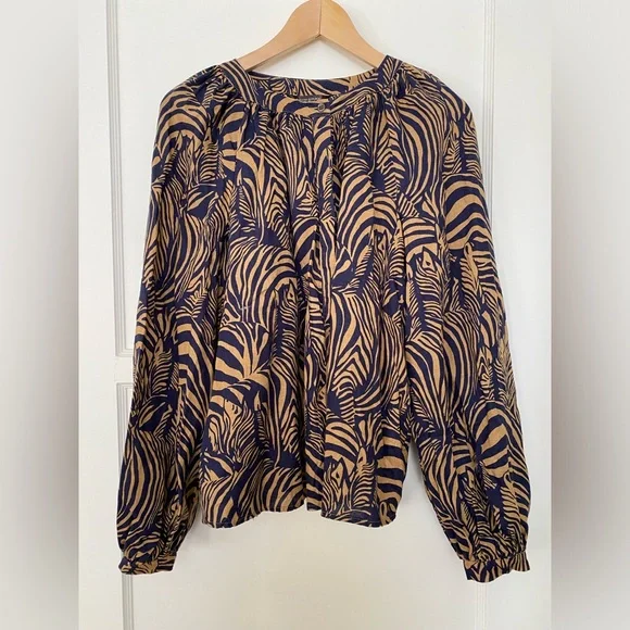 Banana Republic button down linen blouse peasant jungle zebra safari stripes 💙🤎 - Picture 3 of 11